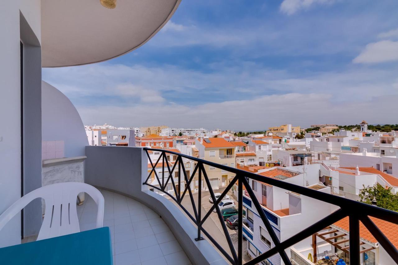 Loky - Near Quarteira Center Apartment Exterior photo